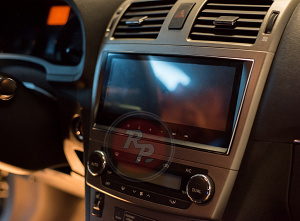 Штатная магнитола RedPower 31187 IPS Toyota Avensis (Черный) (2009-2015)